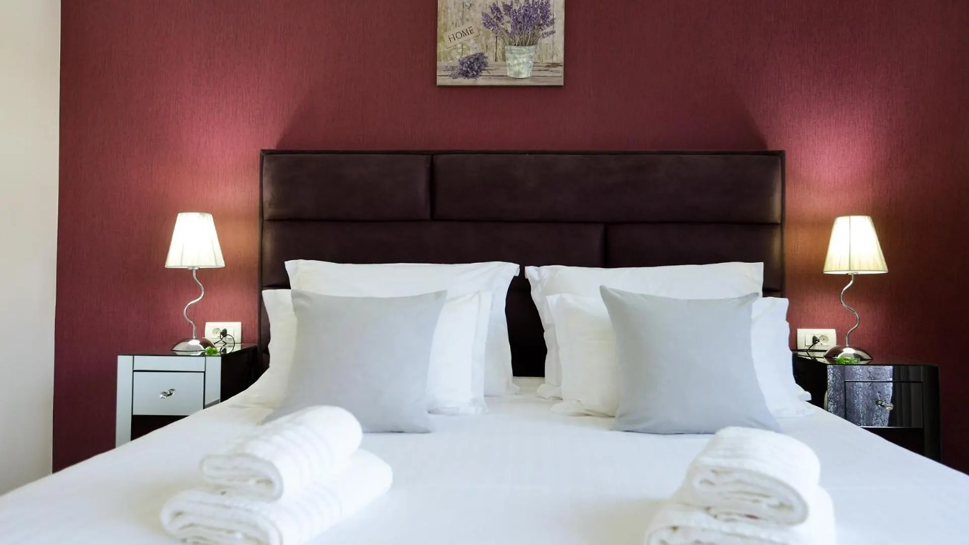 Piazza Rooms زادار بيت ضيافة